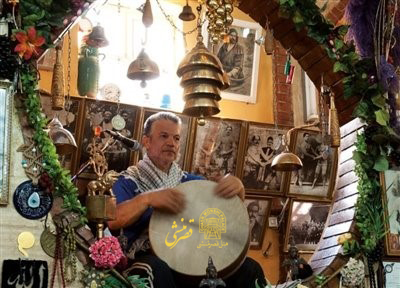 مرشد، زنگ و ضرب