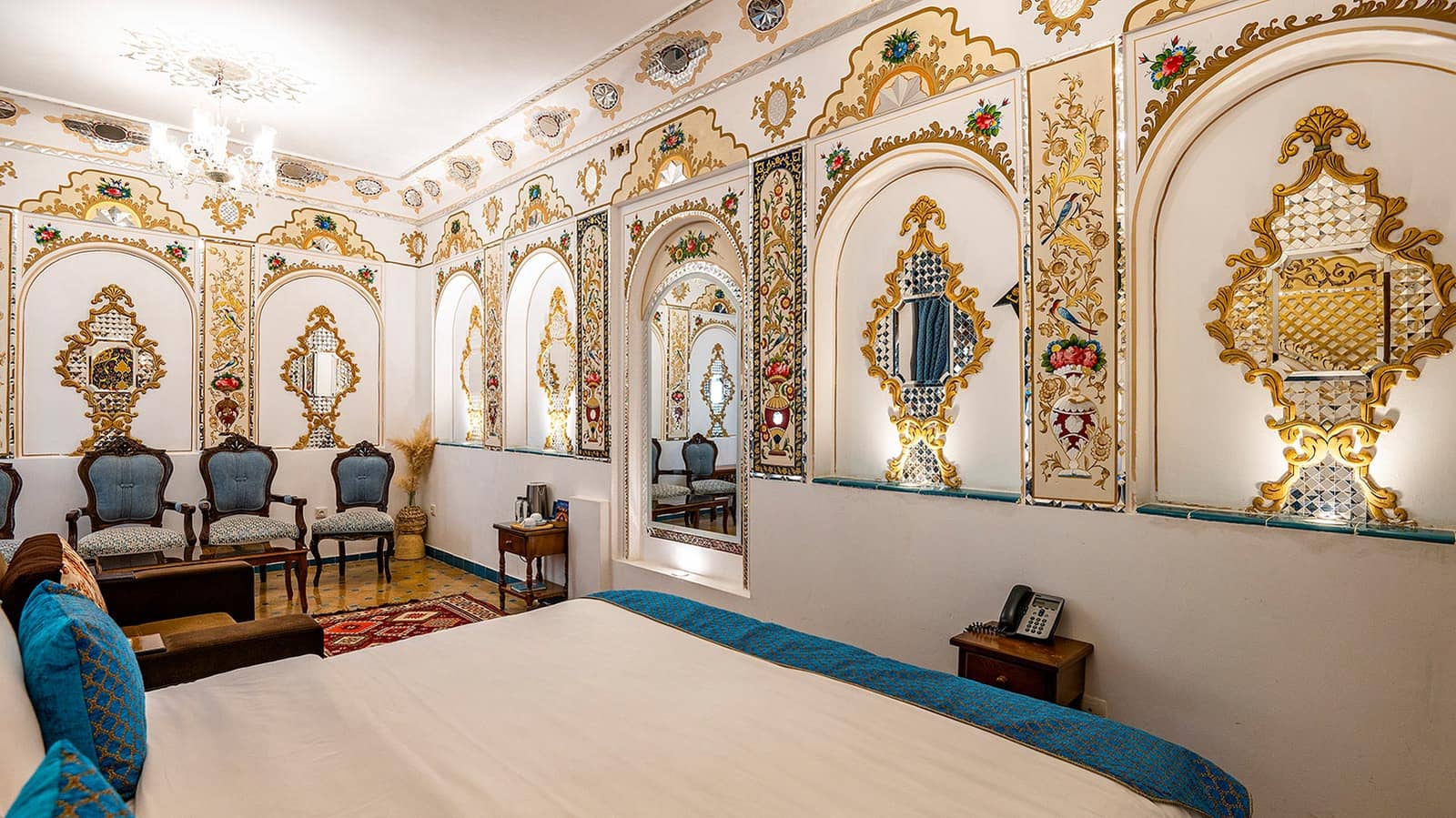 gheysarieh-room