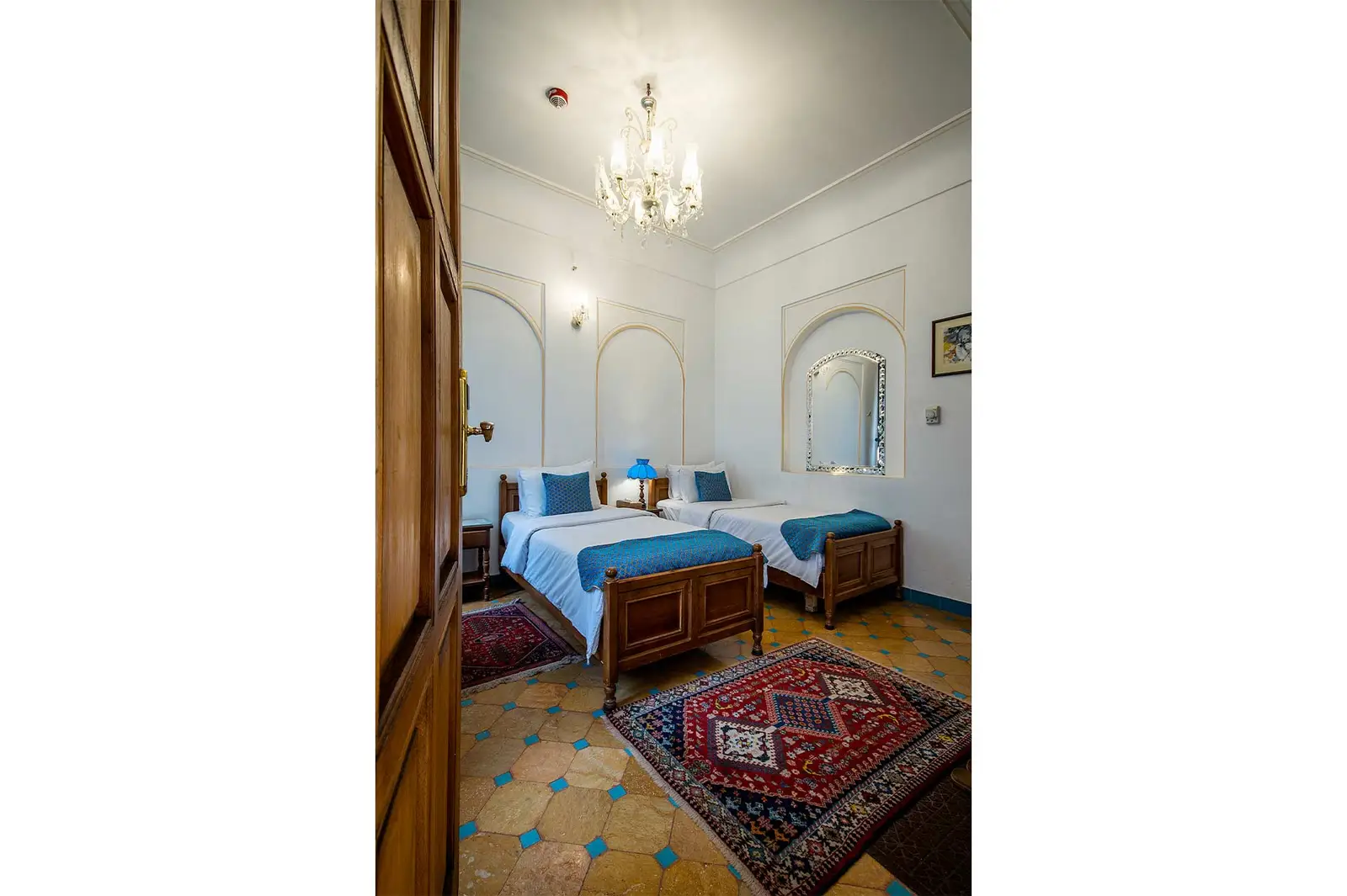 standard-double-room 4