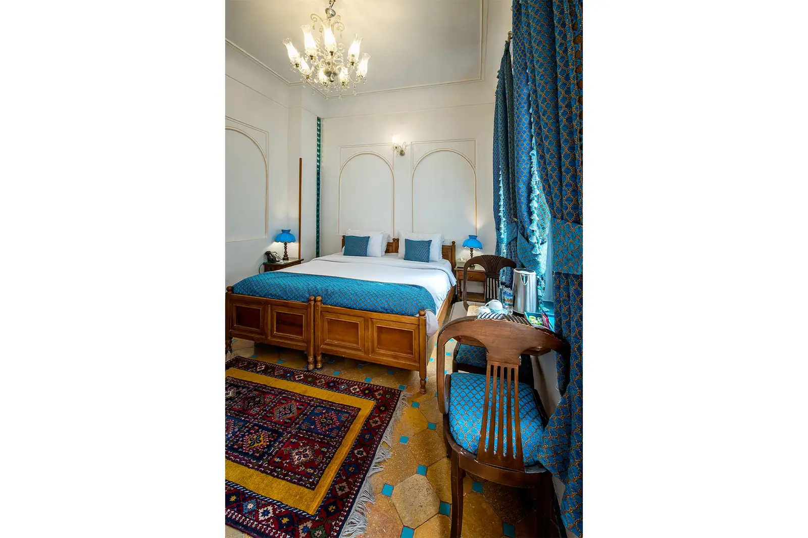 standard-double-room 6
