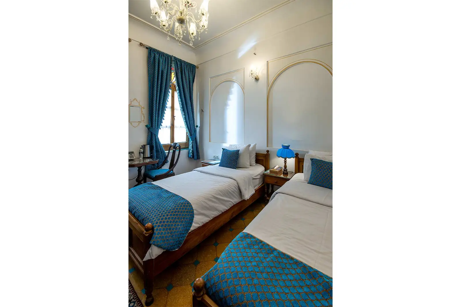 standard-double-room 7